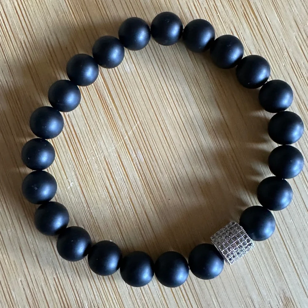 Black Onyx Beaded Bracelet 8mm Matte Stone Silver Pave Crystal Stretch 6.5”